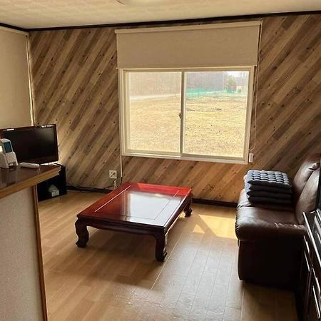 暮らすように過ごす温泉宿　白老大使館 Shiraoi Eksteriør billede